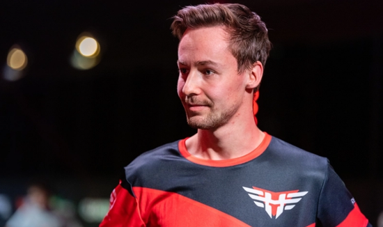 武汉光谷职业学院GZ战队勇夺一加杯武汉赛区冠军